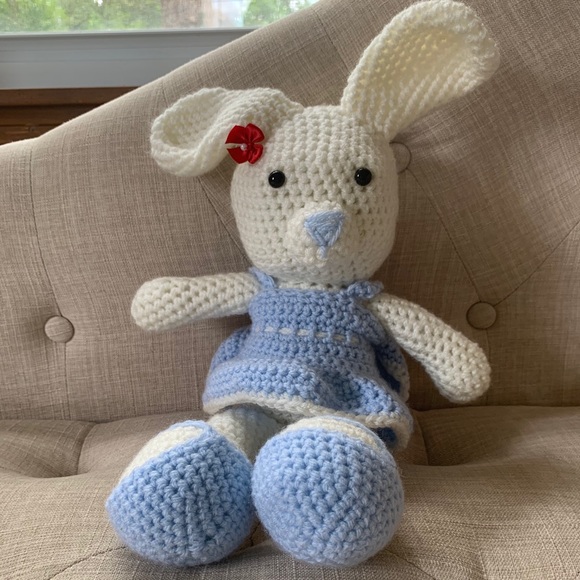 Dress up little girl bunny - Picture 2 of 2